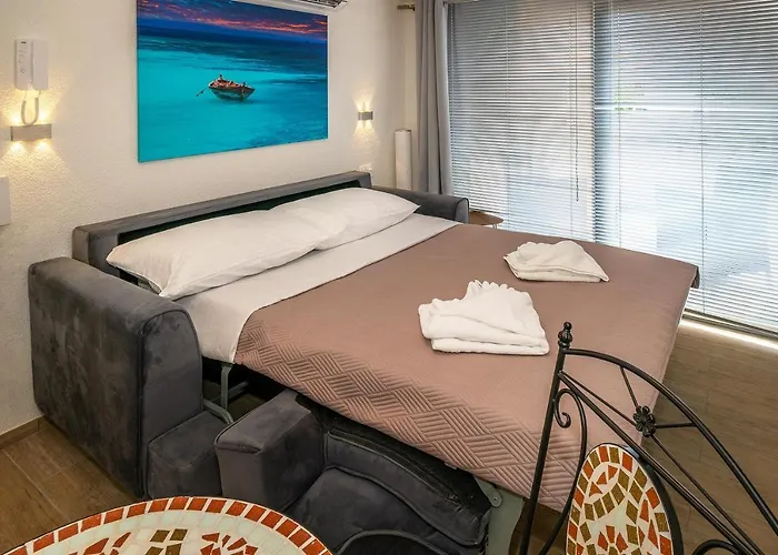 Studio Apartment Gerta With Terrace